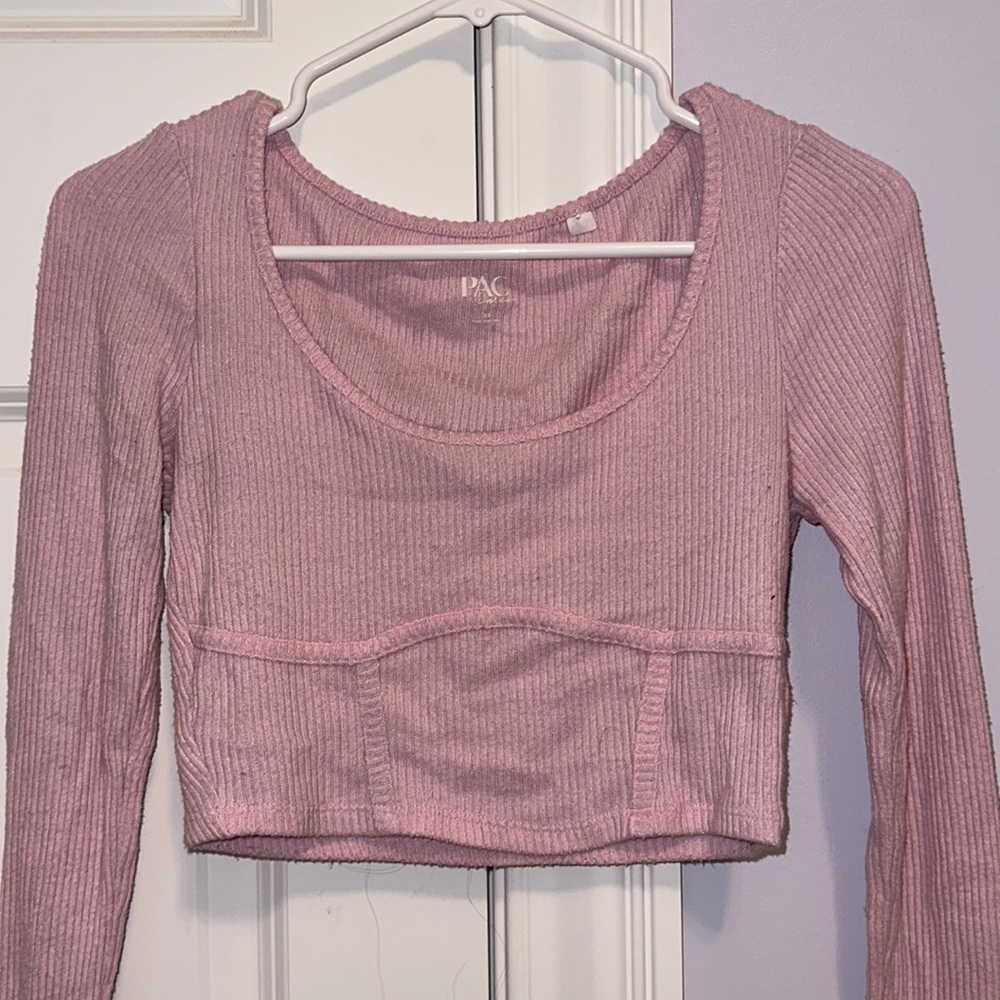 Light pink, long sleeve, extra small, cropped, ribbed material, sold out online